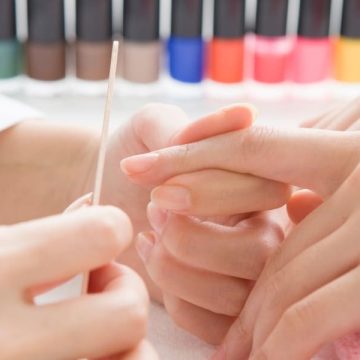 フリーランスネイリストの始め方と成功のコツ｜必要な準備・開業資金・収入アップ術まとめ