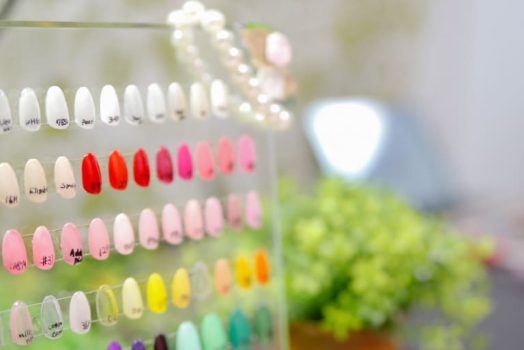 フリーランスネイリストの始め方と成功のコツ｜必要な準備・開業資金・収入アップ術まとめ