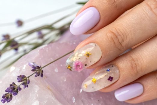 フリーランスネイリストの始め方と成功のコツ｜必要な準備・開業資金・収入アップ術まとめ