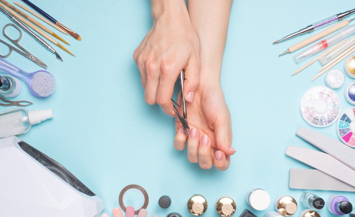 プレパレーションでネイルの持ちアップ！下準備の方法・手順とは 東京や横浜、立川、銀座のネイルスクールならキャリエール