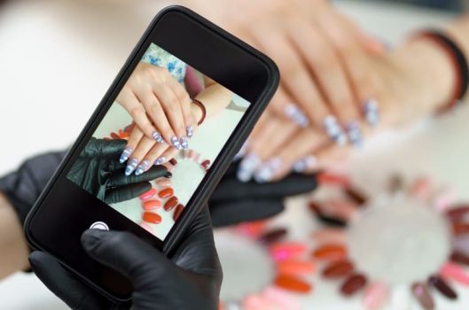 ネイリストのキャリアアップに必要なスキル発信力