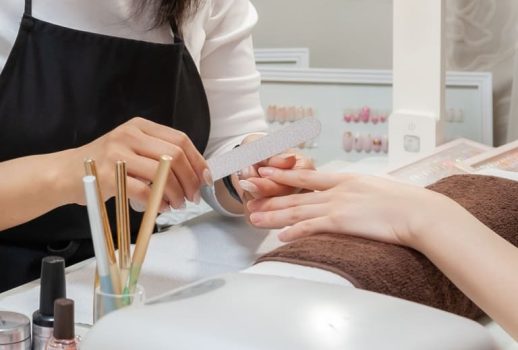 ネイリスト資格にはどんな種類がある？違いと選び方を分かりやすく解説