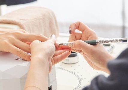 ネイルスクールのフリータイム制とは