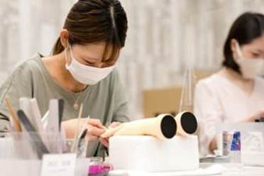 キャリエールネイルスクールの授業風景